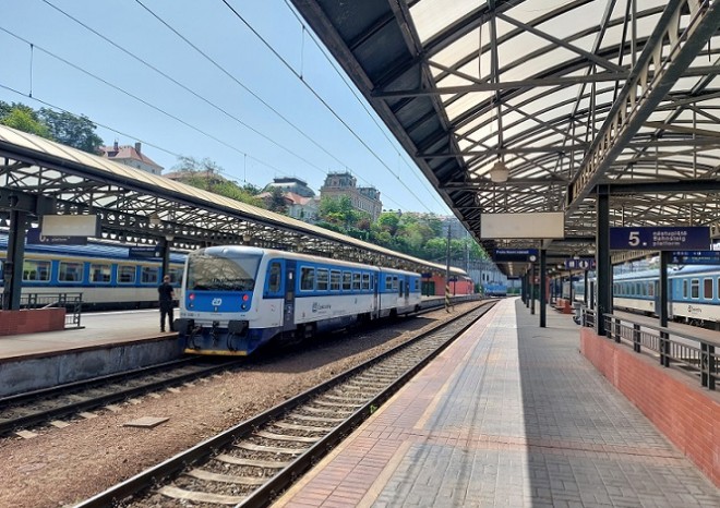 ​Železniční sektor se připravuje na bezproblémový prodej jízdenek
