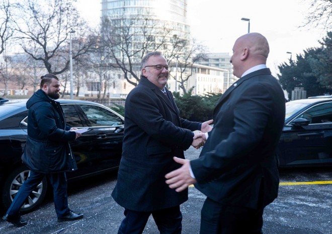 ​Ministři dopravy Česka a Slovenska jednali v Bratislavě