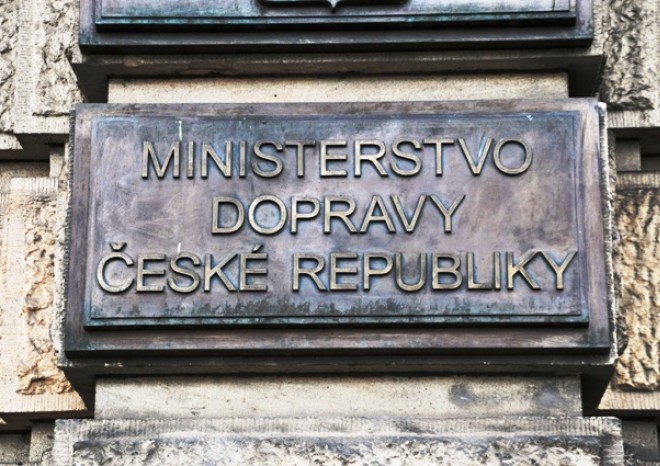 Na ministerstvu dopravy skončil ředitel odboru silničních vozidel