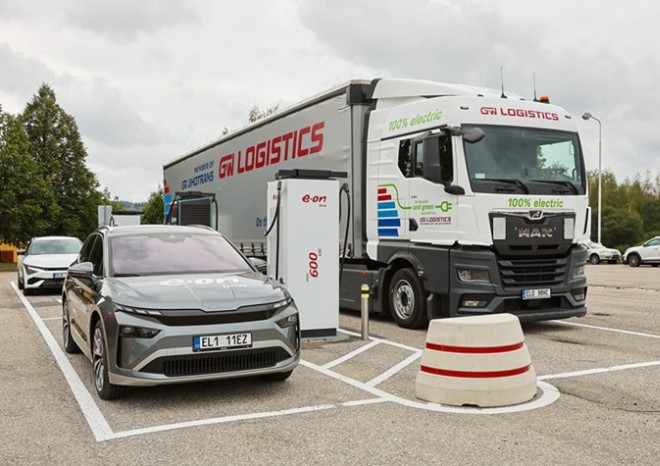​E.ON spustil v Dolním Dvořišti první veřejnou dobíječku elektromobilů s výkonem 600 kW
