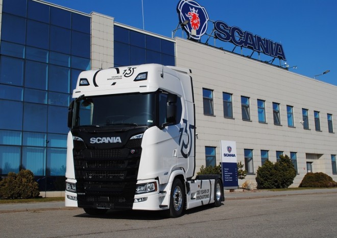 ​135 let inovací: Scania uvádí limitovanou edici tahačů s odkazem na svou historii