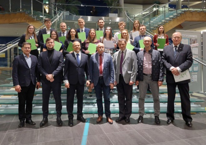 VŠE: Předání prestižních mezinárodních certifikátů Evropské logistické asociace