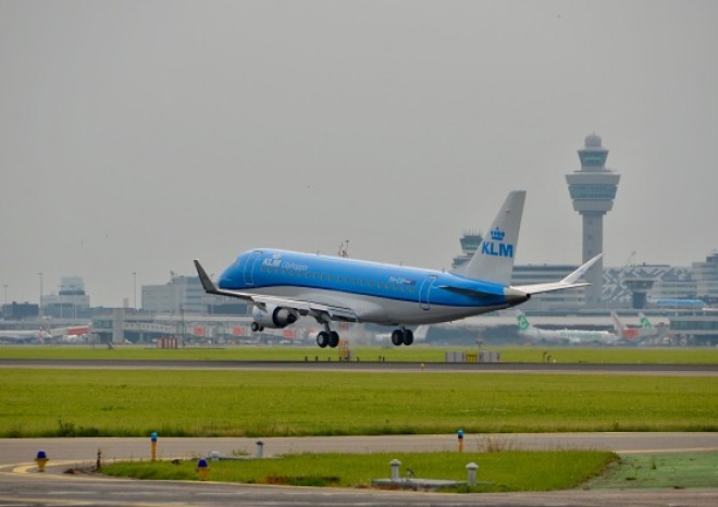 ​KLM kvůli nedostatku zaměstnanců zruší do konce srpna denně až 20 letů po Evropě
